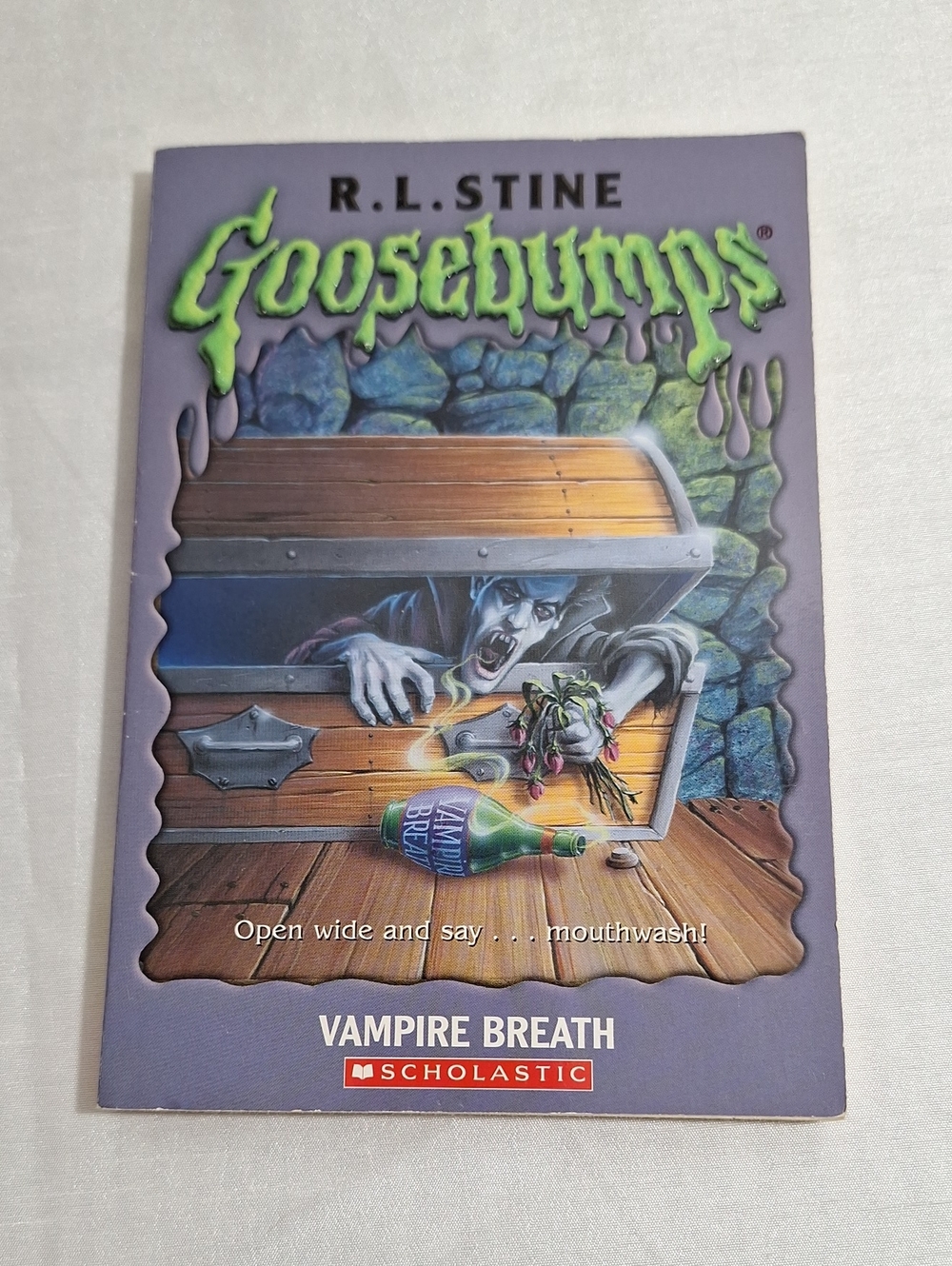 Goosebumps VAMPIRE BREATH Softcover Book